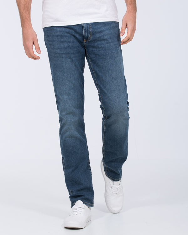 Mustang Tramper Straight Fit Tall Jeans (mid wash)